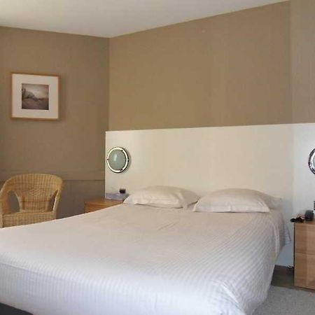 Hotel Lambeau Etterbeek Εξωτερικό φωτογραφία