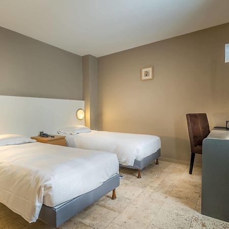Hotel Lambeau Etterbeek Εξωτερικό φωτογραφία