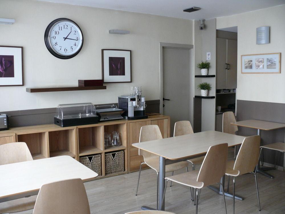 Hotel Lambeau Etterbeek Εξωτερικό φωτογραφία