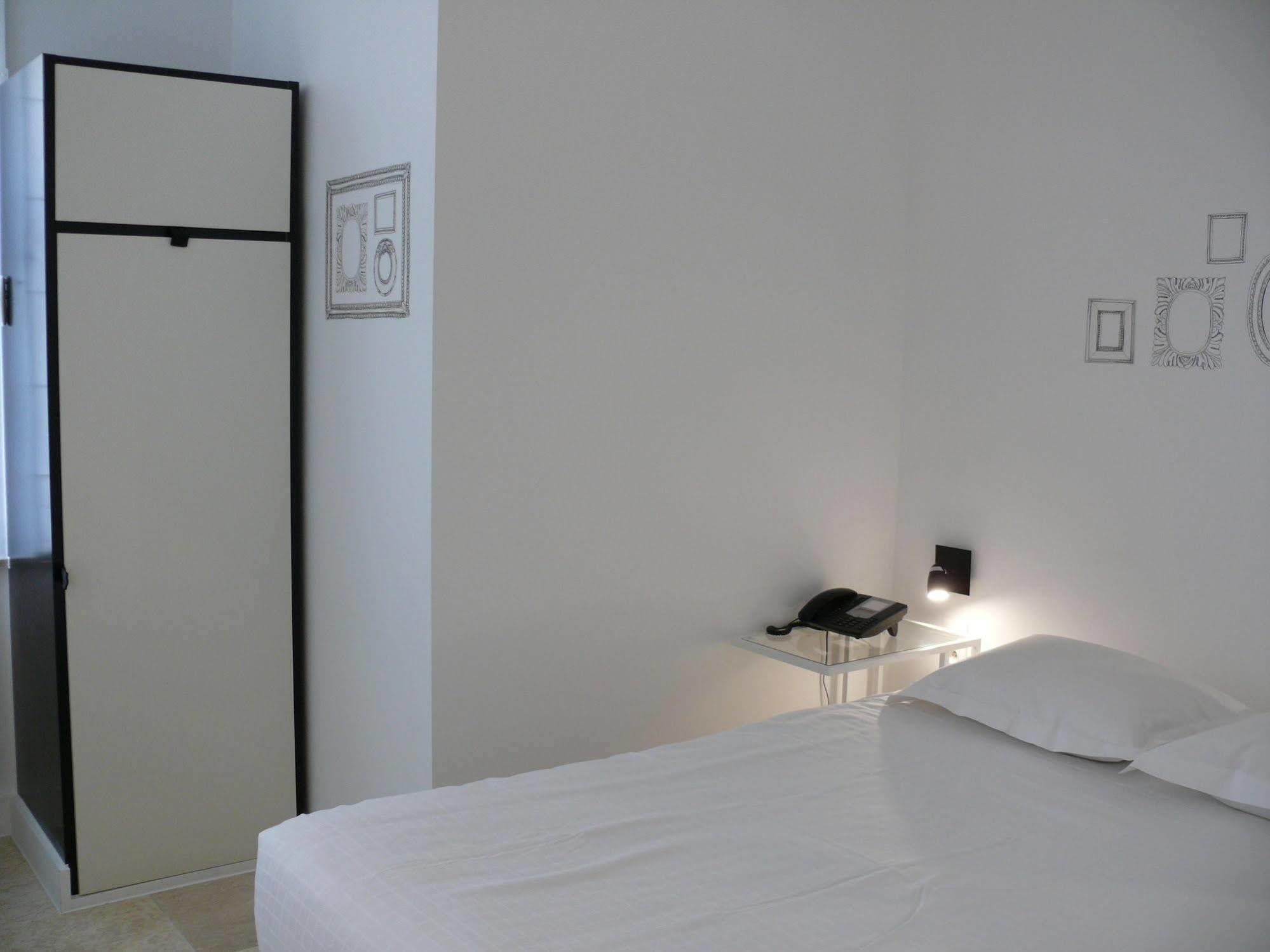 Hotel Lambeau Etterbeek Εξωτερικό φωτογραφία