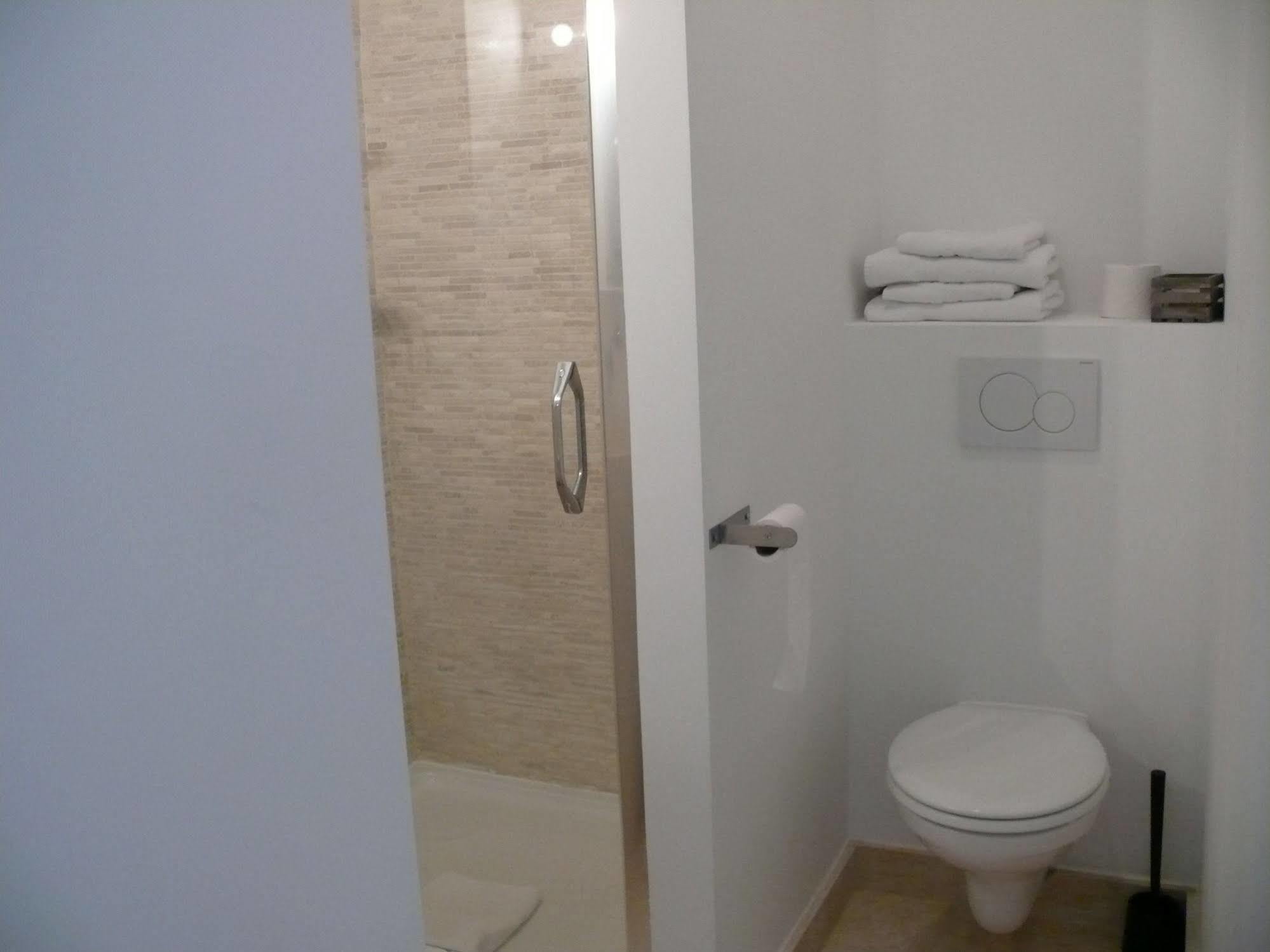 Hotel Lambeau Etterbeek Εξωτερικό φωτογραφία