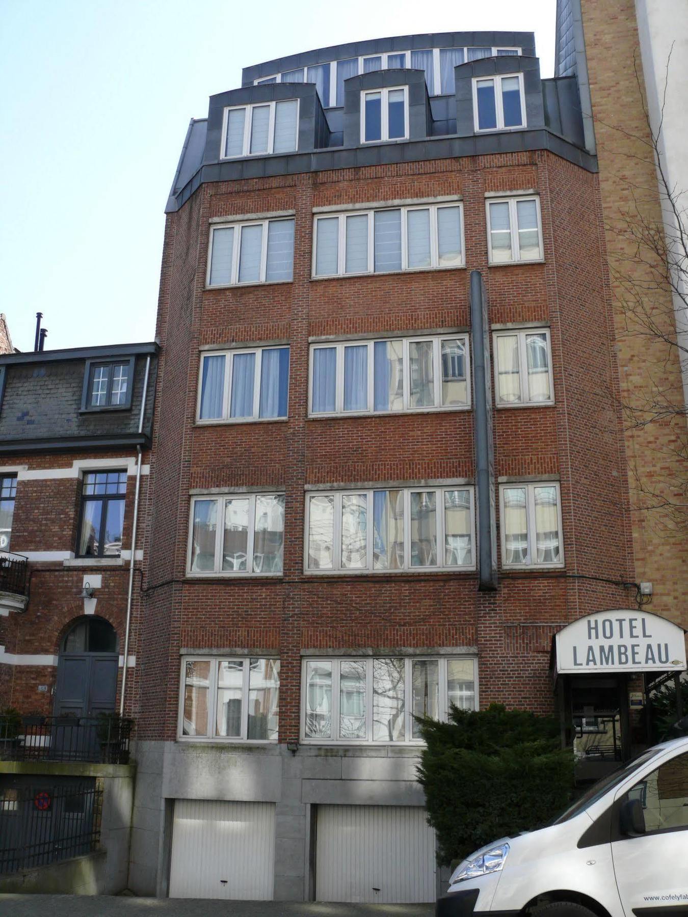 Hotel Lambeau Etterbeek Εξωτερικό φωτογραφία